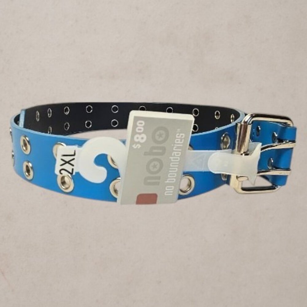 Women's NWT 2XL No Boundaries Faux Leather Belt Blue w/Silver Grommets T2